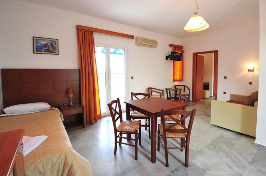 Aparthotel Anna Ageliki Damnoni Zimmer foto